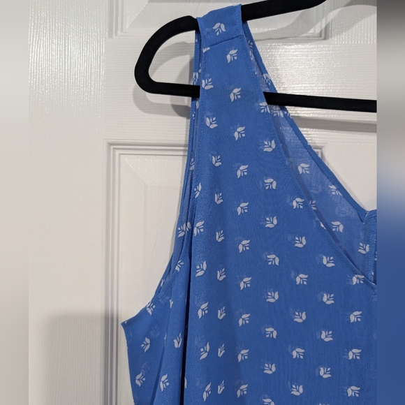 Lane Bryant Small Blue Tulip Swing Double-Layer Chiffon Tank in Size 20 - Picture 4 of 9